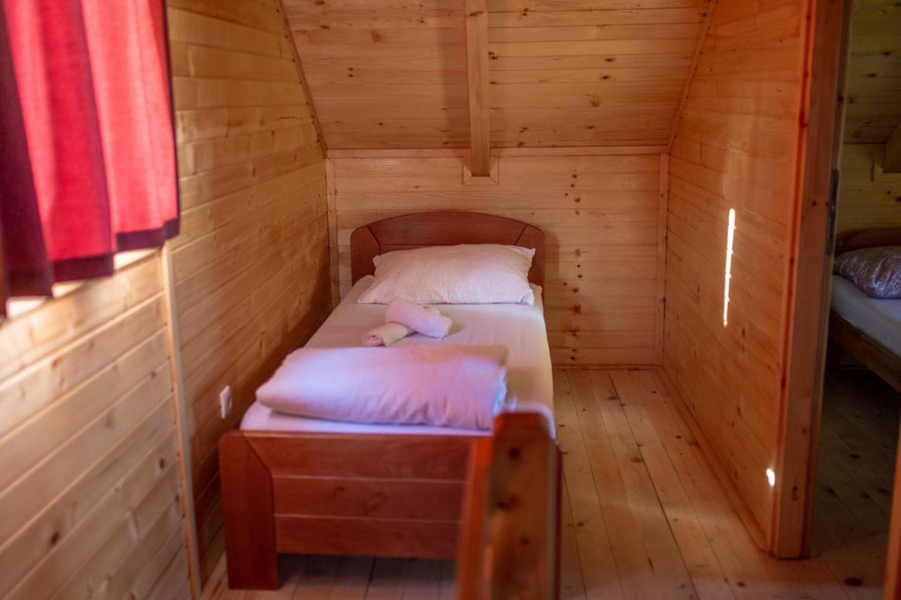 Vikendice Ramsko Jezero Ferienhaus Jaklici